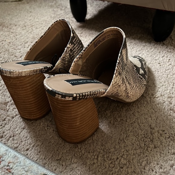Steven by Steve Madden snake-print mules - Picture 2 of 3